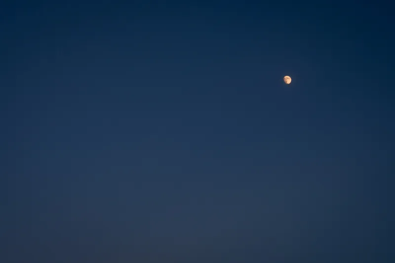 Deep sky, Door. 2020.